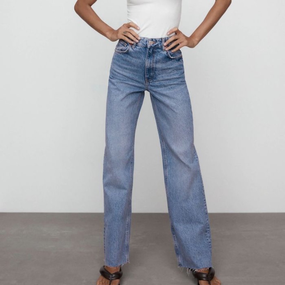 Zara Wide Leg Jeans High Rise - size 2